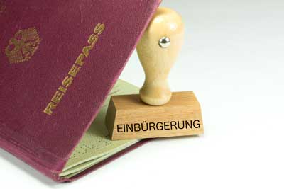zur Pressemitteilung 107 vom 2. Mai 2025: „2 640 Einbürgerungen in Thüringen im Jahr 2024<br><thin>Steigerung um fast 65 Prozent im Vergleich zum Vorjahr</thin>“ im PDF-Format
