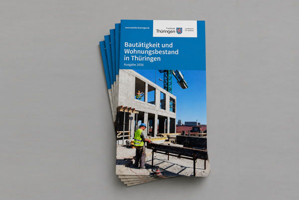 zur Pressemitteilung 180 vom 20. Juli 2026: „Ausgabe 2026 des Faltblattes „Bautätigkeit und Wohnungsbestand in Thüringen“ erschienen“ im PDF-Format
